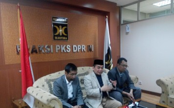 Pemerintah Diminta Tingkatkan Keberpihakan Kepada Guru