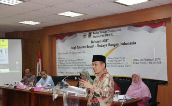 Jazuli Juwaini Buka FGD Bahaya LGBT